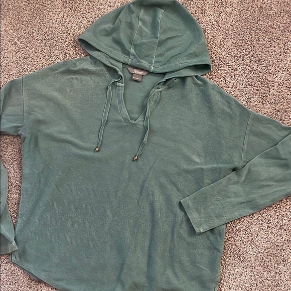 Natural reflections teal pullover with hood small - Picture 1 of 4